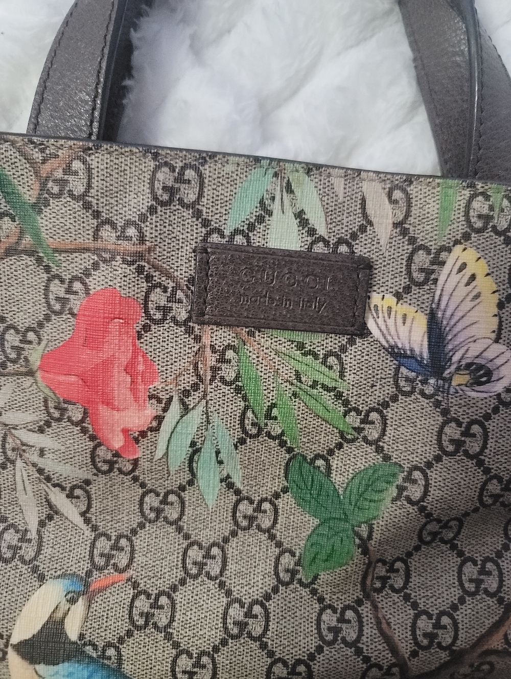 Gucci Tian Soft GG Supreme Tote - Picture 6 of 15